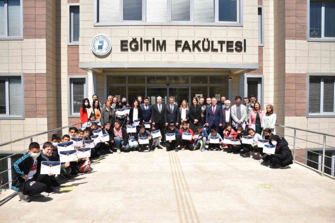 Denizli’de Bilim Günü Etkinlikleri Sona Erdi