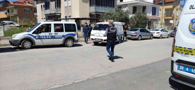Sandalyeden Düşen Yaşlı Adam Öldü