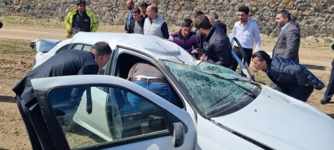 Elazığ’da Otomobil Takla Attı: 2 Yaralı