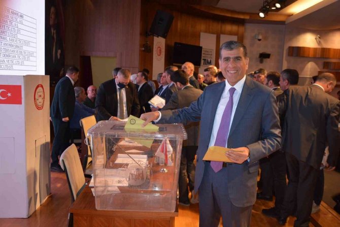 Hububat Bakliyat İ̇hracatçılarında Celal Kadooğlu Dönemi