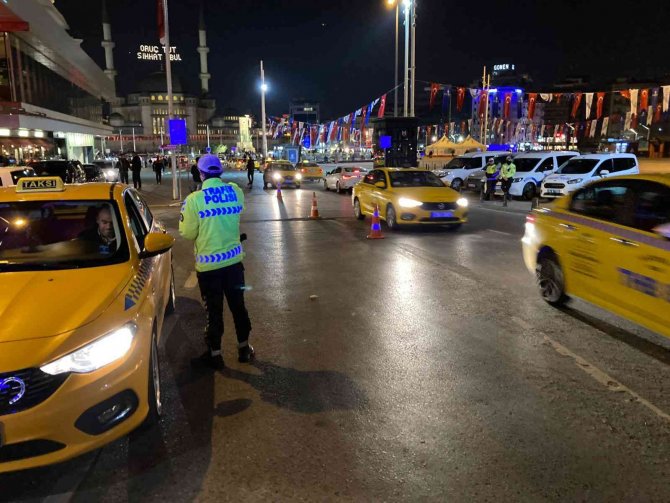 İ̇stanbul’da Helikopter Destekli ‘Yeditepe Huzur’ Uygulaması