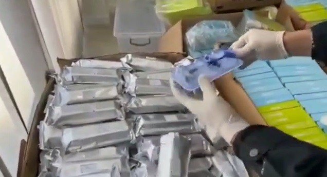 İ̇zmir’de Kaçak Botoks Ürünleri Ele Geçirildi