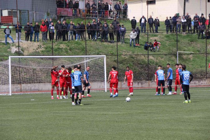 Tarık Yurttaş: “Karabükspor Helva Yenilenecek Kulüp Değildir”