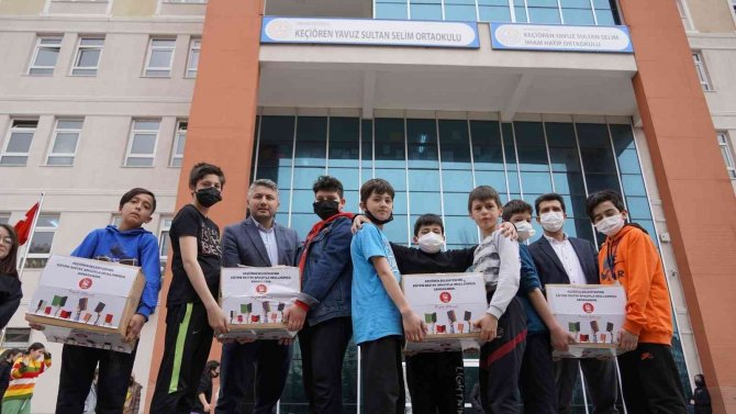 Keçiören Belediyesinden Eğitime Kitap Desteği