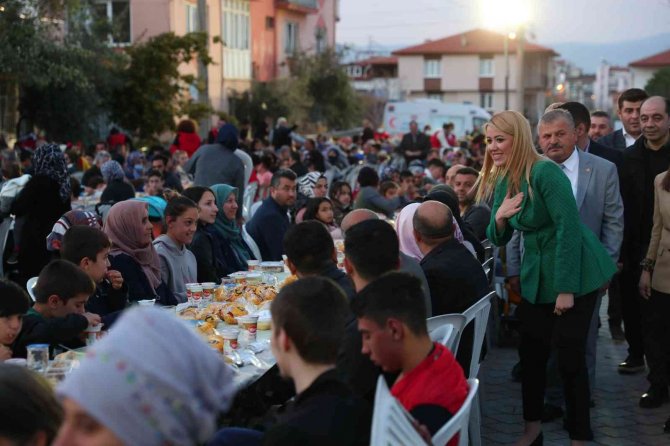 Merkezefendi’de Mahalle İftarları Devam Ediyor