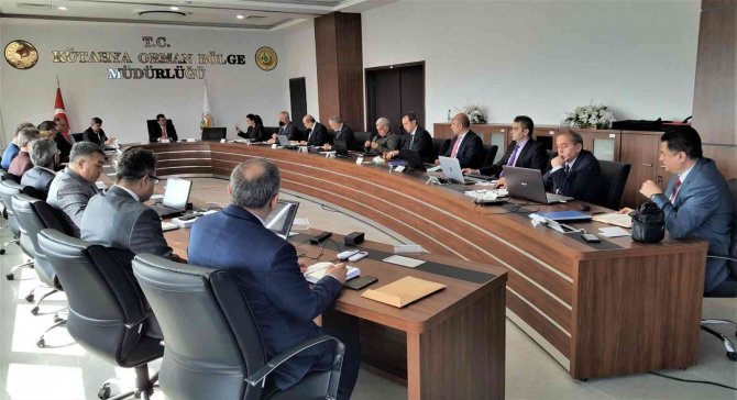 Müdür Dündar: “Tüm Ormancılık Faaliyetlerinde Hedeflerin Tutturulması İçin Titizlikle Çalışılması Gerek”