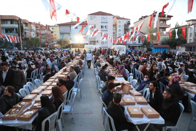 Pamukkaleliler Gönül Sofrasında Bir Araya Geldi