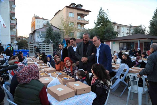 Pamukkaleliler Gönül Sofrasında Bir Araya Geldi