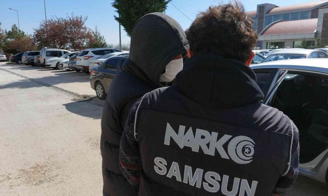 Şüphe Üzerine Üzerinde Metamfetamin Ele Geçen Şahıs Tutuklandı