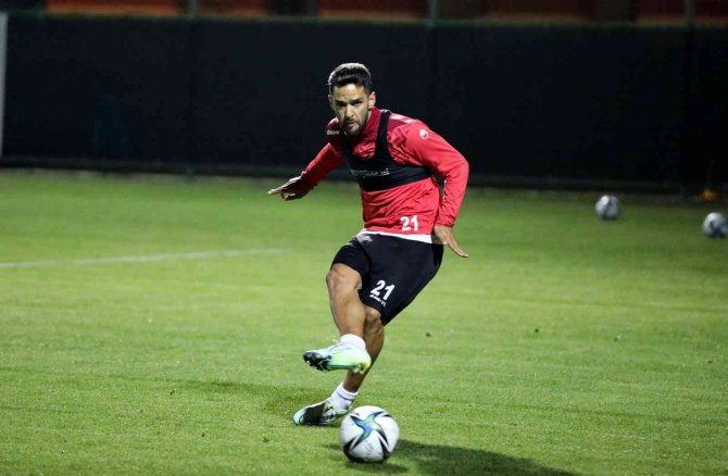 Alanyaspor, Akdeniz Derbisi Hazırlıkları Sürdürdü