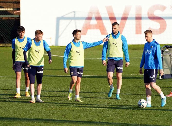 Fenerbahçe, Göztepe Maçı Hazırlıklarını Sürdürdü