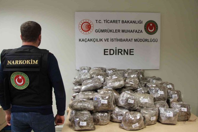 Kapıkule Gümrük Kapısı’nda 23 Milyon Tl Değerinde Kaçak Eşya Ele Geçirildi