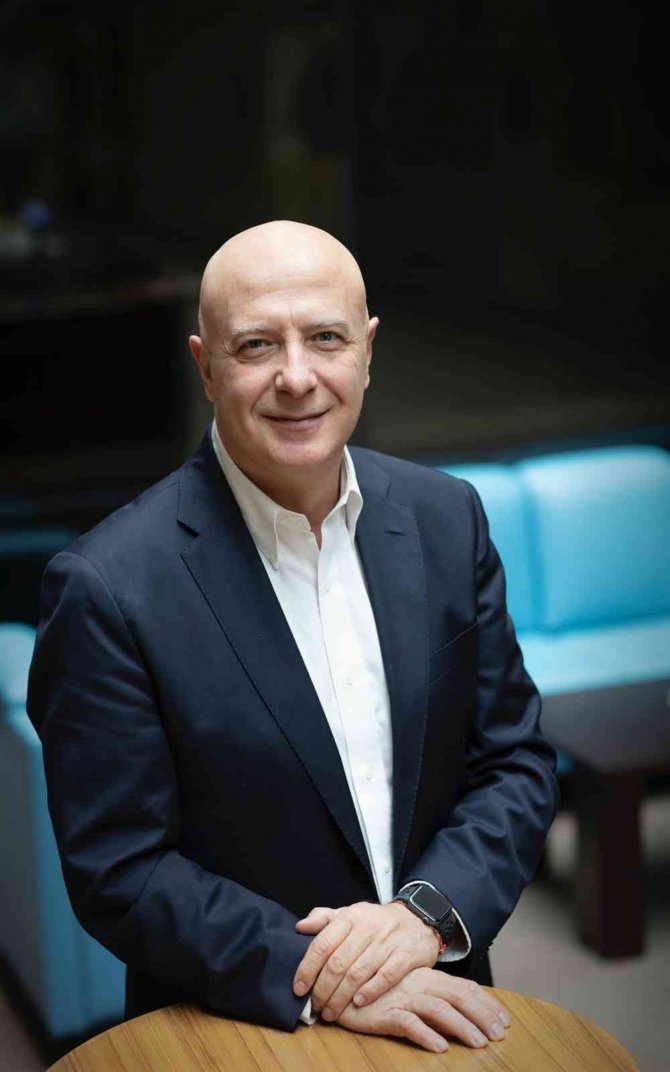 Renault Group, Yeni Nesil Mitsubishi Colt’un Bursa’da Üretileceğini Duyurdu