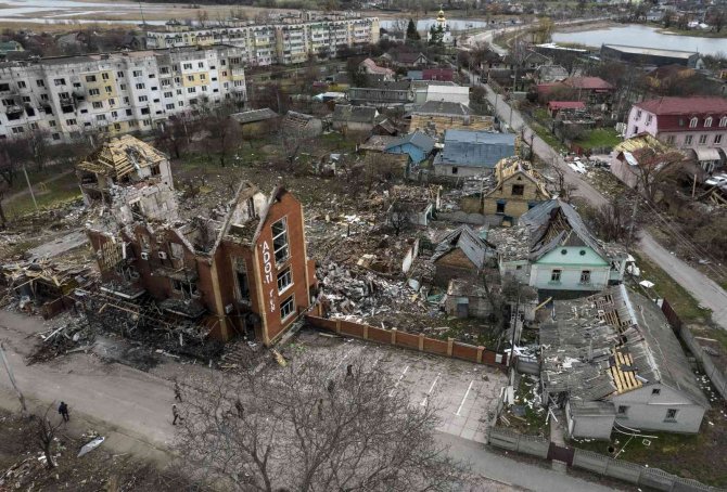 Makariv’den Çekilen Rus Ordusu Geriye Enkaz Bıraktı