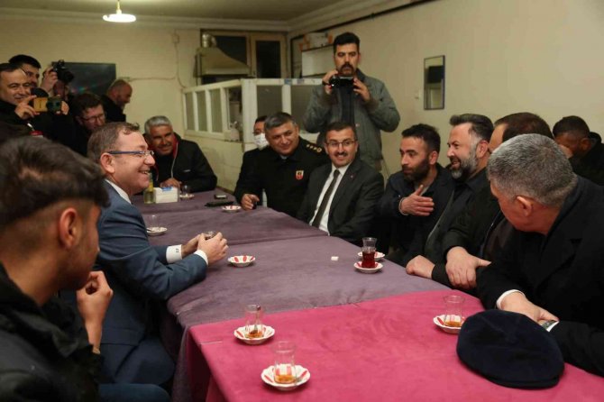 Çekerek’te Vatandaşlar İftar Sofrasında Buluştu
