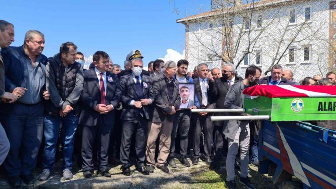 İ̇ş Kazasında Ölen Maden İşçisi Son Yolculuğuna Uğurlandı