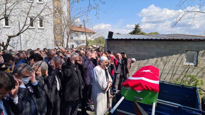 İ̇ş Kazasında Ölen Maden İşçisi Son Yolculuğuna Uğurlandı