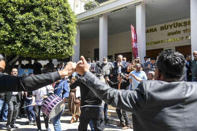 Halay Çektiren Sözleşme