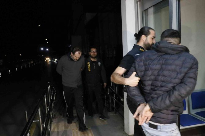 Köpek İlanıyla Dolandırıcılık Yapan Şebekeye Şafak Baskını