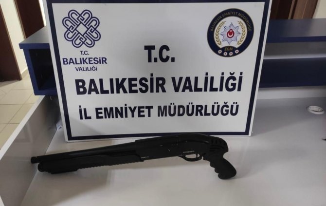 Balıkesir’de Polisten 55 Şahsa ’Huzur’ Operasyonu