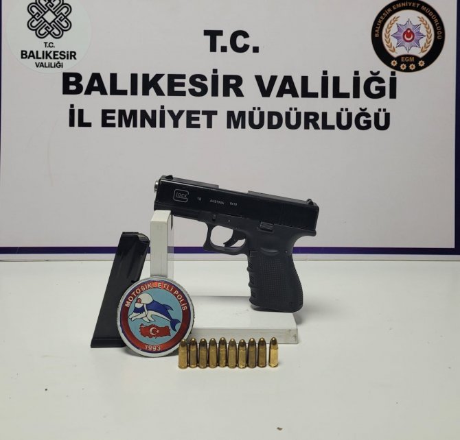 Balıkesir’de Polisten 55 Şahsa ’Huzur’ Operasyonu