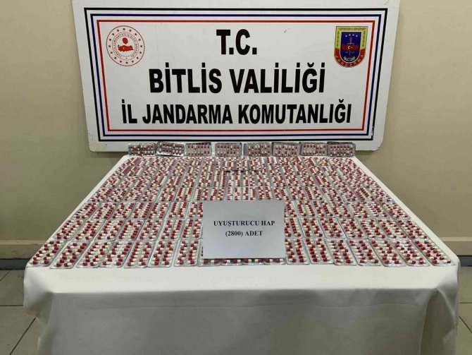 Bitlis’te 2 Bin 800 Adet Uyuşturucu Hap Ele Geçirildi