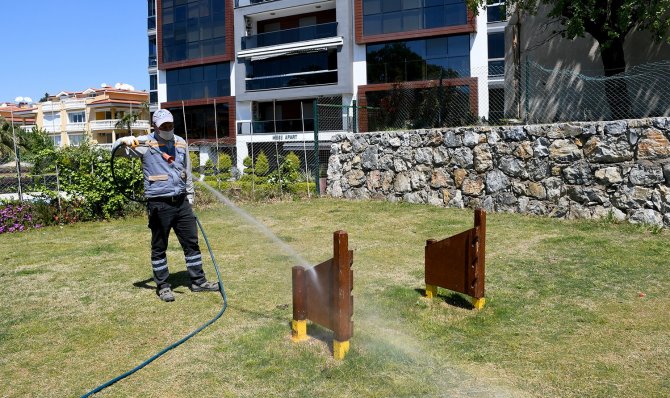 Kuşadası Köpek Eğitim Parklarında İlaçlama Çalışması