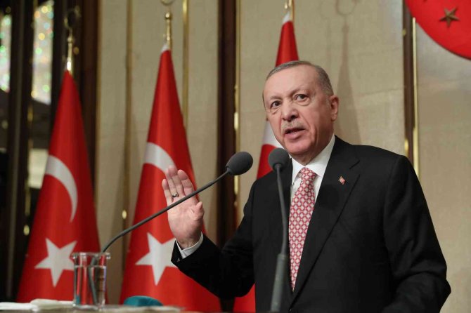 Cumhurbaşkanı Erdoğan: "İ̇hracata Ve Turizme Finansman Desteği Getiriyoruz"