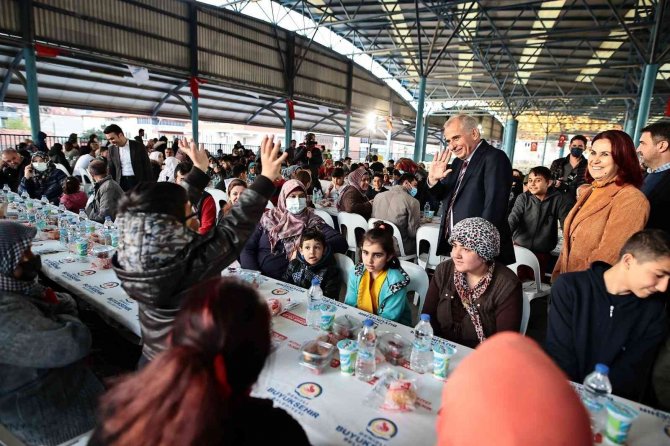 Büyükşehir Gönül Sofrası Fatih’te