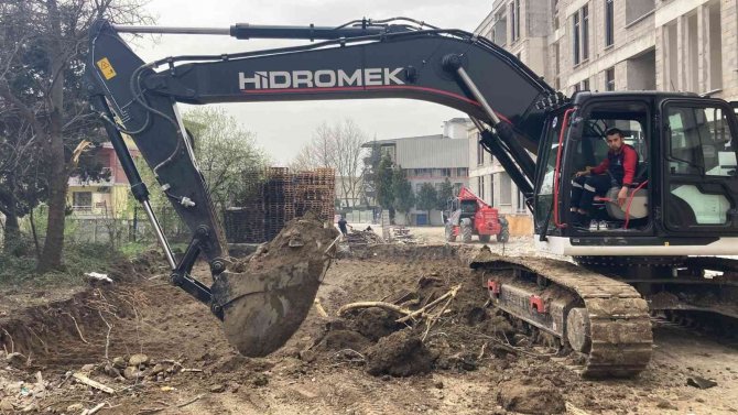 Ekipler Alternatif Yol Çalışmasına Başladı