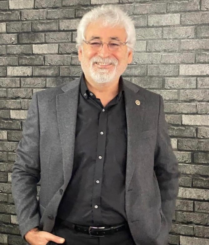 Chp’li Eski Vekile ’Cumhurbaşkanına Hararetten’ 11 Ay 20 Gün Hapis Cezası