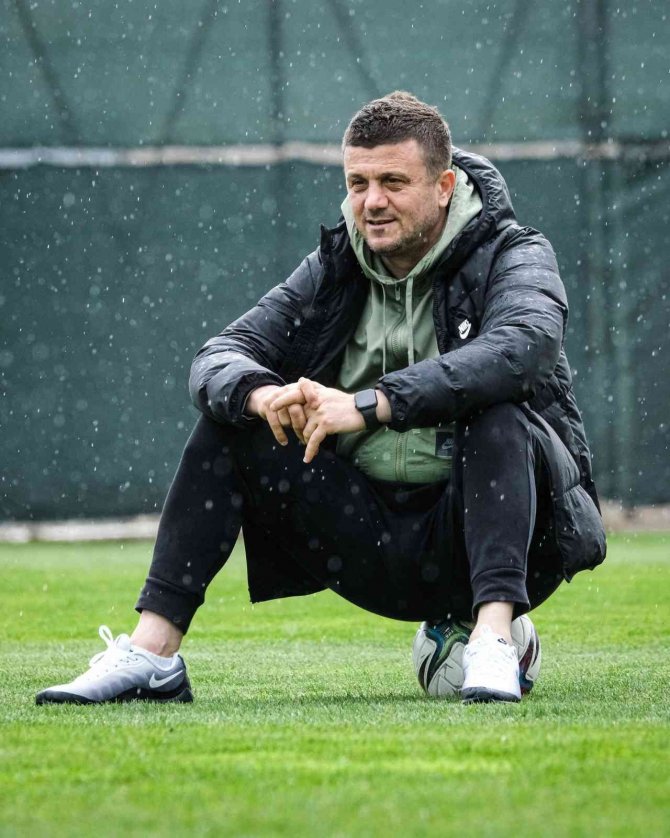 Hakan Keleş: “Beşiktaş’ı Yenmek İstiyoruz”
