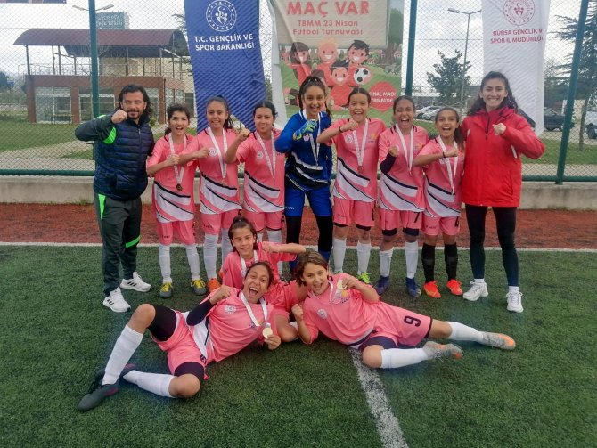 188 Kız Takımı Arasından İlk 8’e Kaldılar