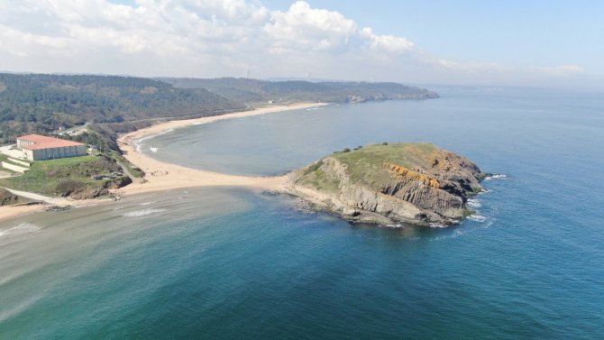 İ̇stanbul’un Güzelliklerinden “Soğan Yarım Adası” Görenleri Hayran Bırakıyor