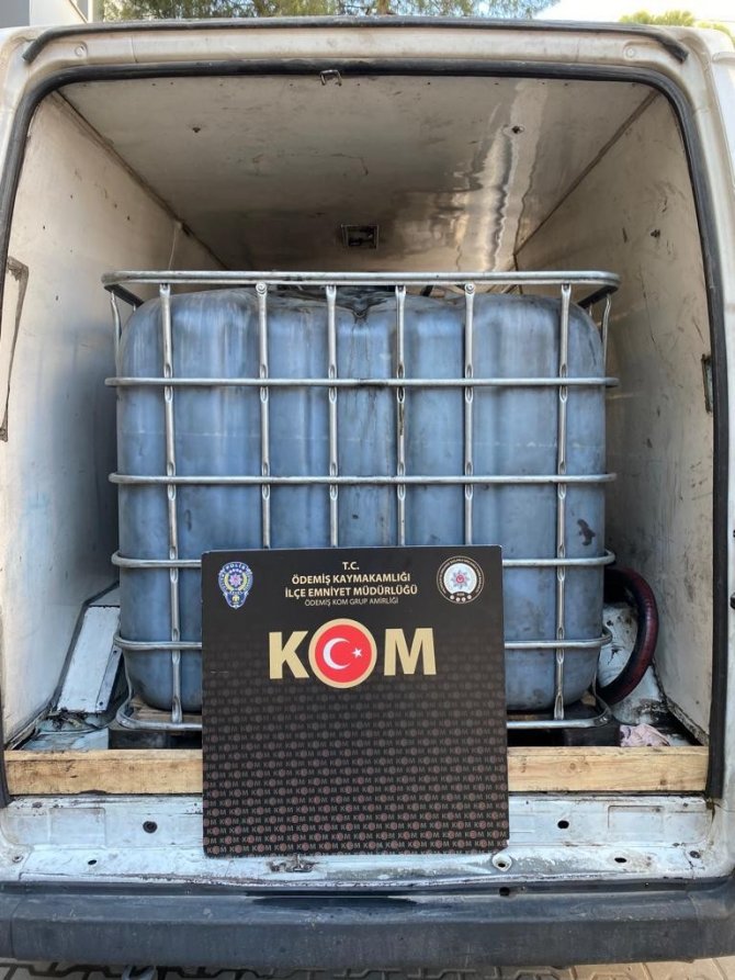 İ̇zmir’de Yanık Yağ Operasyonu: 700 Litre Ele Geçirildi