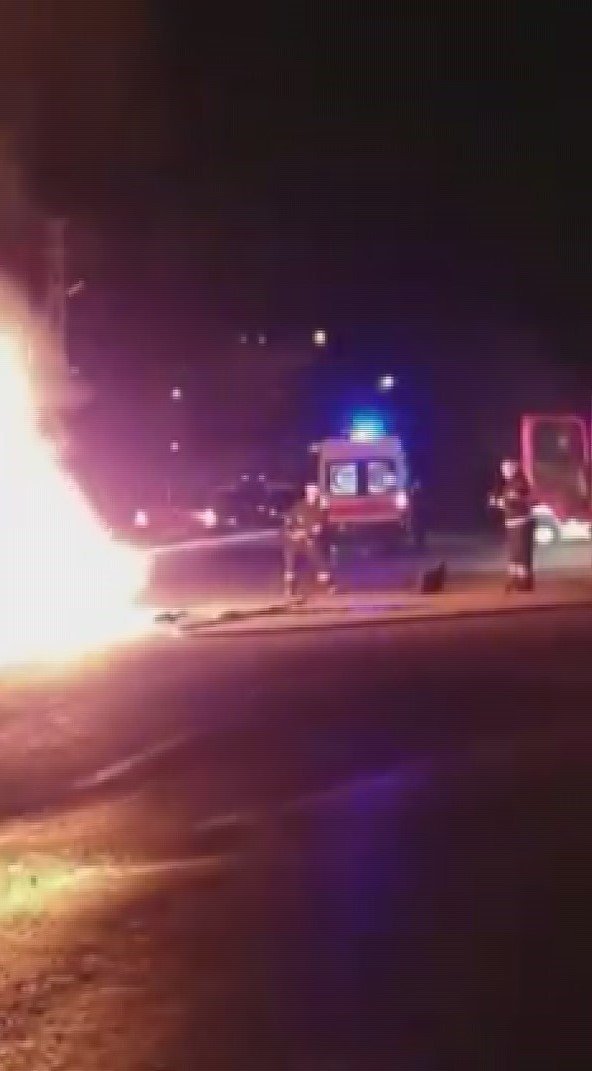Kayseri’de Kaza Yapan Otomobil Alev Aldı: 4 Yaralı