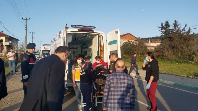 Karşı Şeride Geçen Otomobil İşçi Servisine Ok Gibi Saplandı: 6 Yaralı