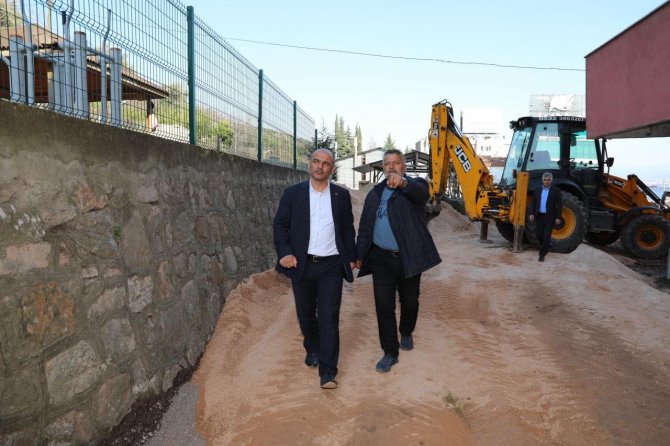 Şirinyalı’da Parke Çalışmaları Başladı