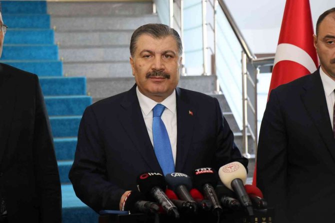 Bakan Koca’dan Sevindirici Bilgi: "19’a Yakın İlimizde Yoğun Bakımda Yatan Hasta Sayısı Sıfır”