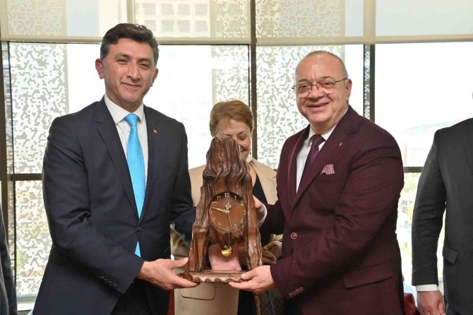 Sendika Başkanlarından Başkan Ergün’e Övgü