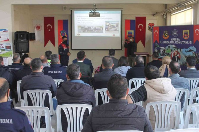 Manisa’da Jandarmadan Cezaevi Personeline ’Trafik Güvenliği’ Eğitimi