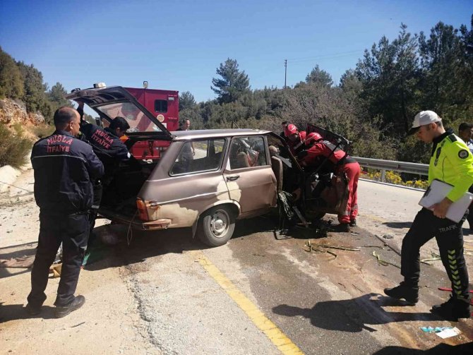 Menteşe’de Trafik Kazası: 2 Yaralı