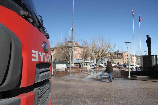 Malazgirt’te Bahar Temizliği