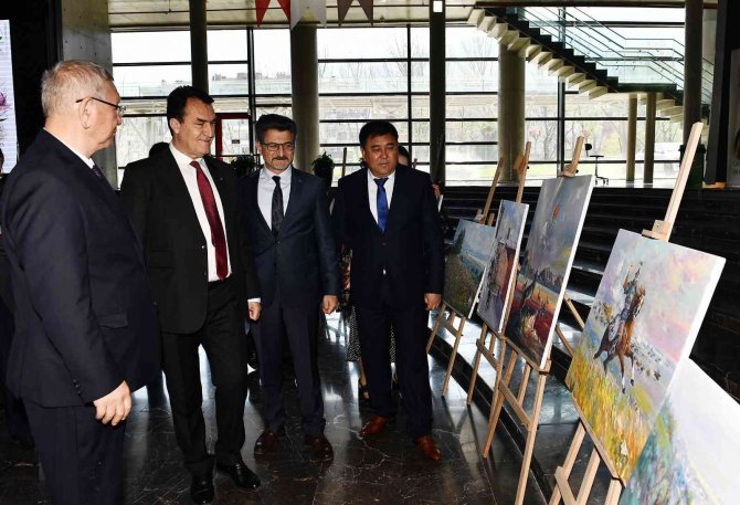 Türk Dünyasından Ressamlar Osmangazi’de Buluştu