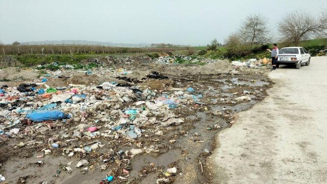 Osmaniye’de Deliçay Deresi Çöplüğe Döndü