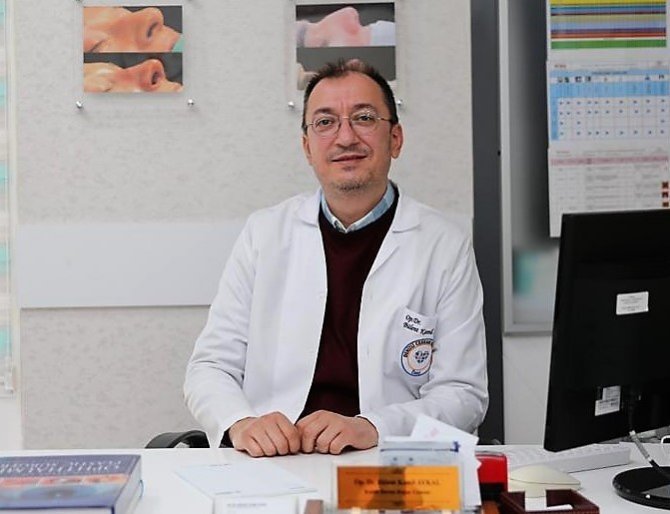 Amigonun Attığı Yumrukla Burnu Kırılan Futbolcu Ameliyat Oldu