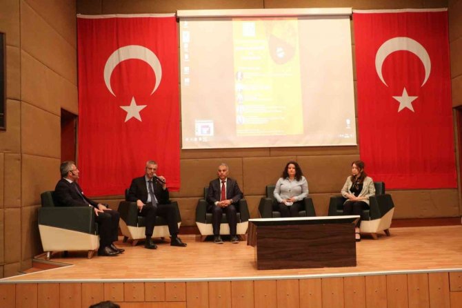 “Covid-19 Pandemisi Ve Kalp Sağlığı” Paneline Yoğun İlgi