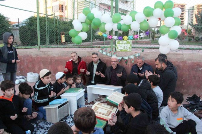 Siirt’te Kur’an’ı Hatim Eden Çocuklar Ödüllendirildi