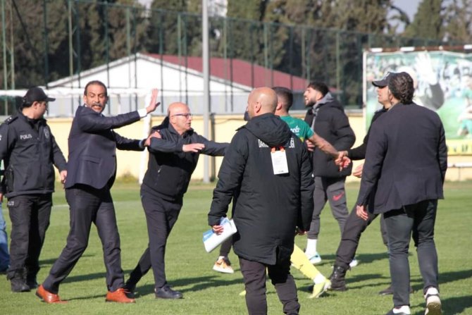 Darıca Gençlerbirliği Düşme Potasına Girdi Ortalık Karıştı
