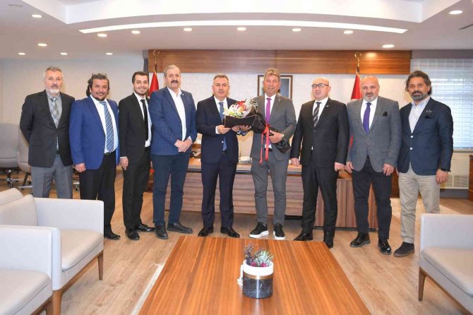 Vali Elban: "Spor İçin Üzerime Düşen Görevi Yapmaya Hazırım"
